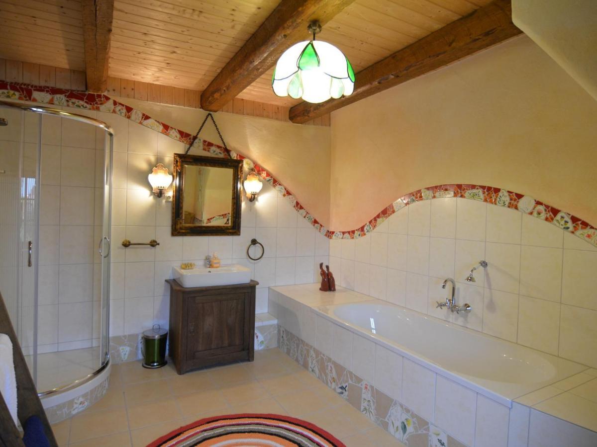 Wundervilla In Hesse Near The Forest Vohl ภายนอก รูปภาพ